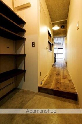 ウィン四ツ谷[1R/27.09m2]の玄関