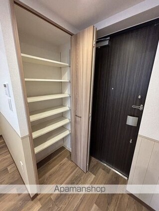 Ｄｅａｒ　ＷＡＮ　Ｃｏｕｒｔ　王子飛鳥山[1LDK/30.43m2]の玄関