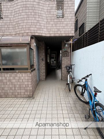 メゾンエビスの玄関写真