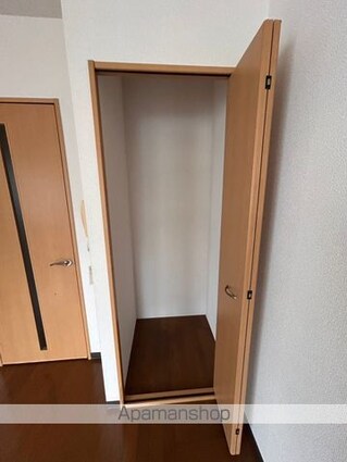 広島県呉市広文化町[1R/26.25m2]の収納