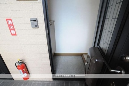 ロイヤルガーデン白狐Ｄ棟[2DK/47.91m2]の玄関