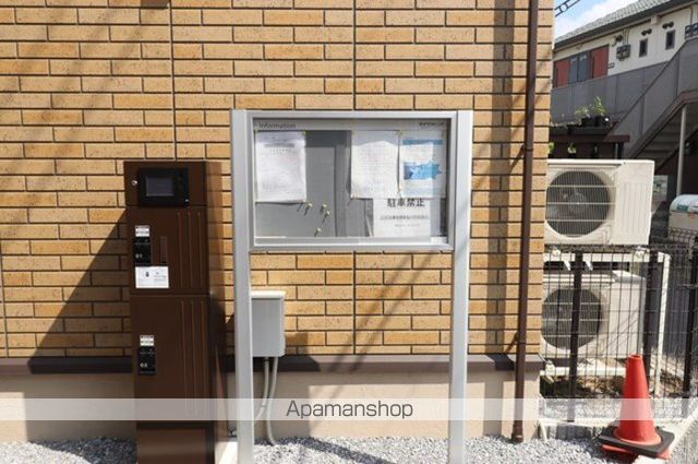 ルミナスビラGRANDEの玄関写真