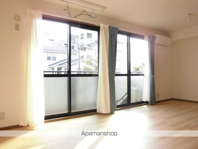 ヴェールメゾン D棟の内装写真