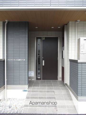 アビタシオン広瀬米ケ袋の玄関写真