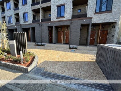 カーサ・プリ―ト[1LDK/38.52m2]のエントランス