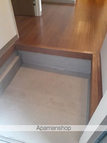 ジュネス新栄の内装写真