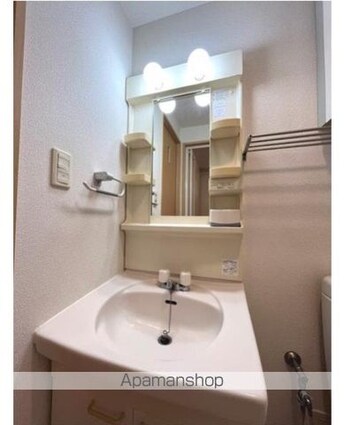 東京都目黒区東が丘２丁目[1K/25.2m2]の洗面所