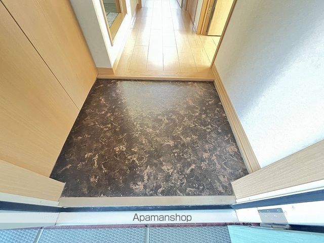 ハイツ トベラ C棟の内装写真