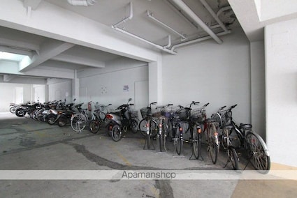 フロンティアＡＴ[2DK/38.07m2]の共用部3