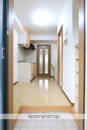 アストレア天山[1K/25.92m2]の玄関