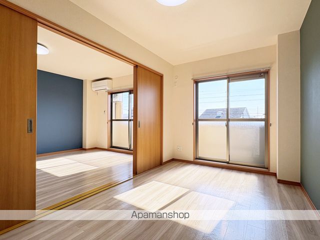アベニュー初生の内装写真