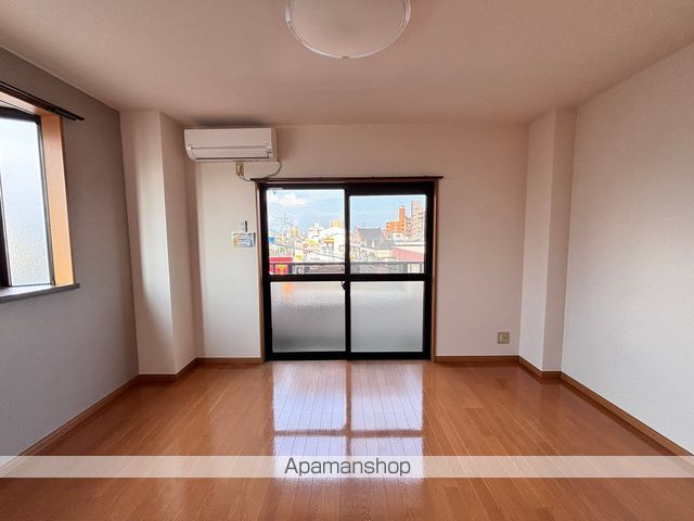 KOHWASTAR.の内装写真