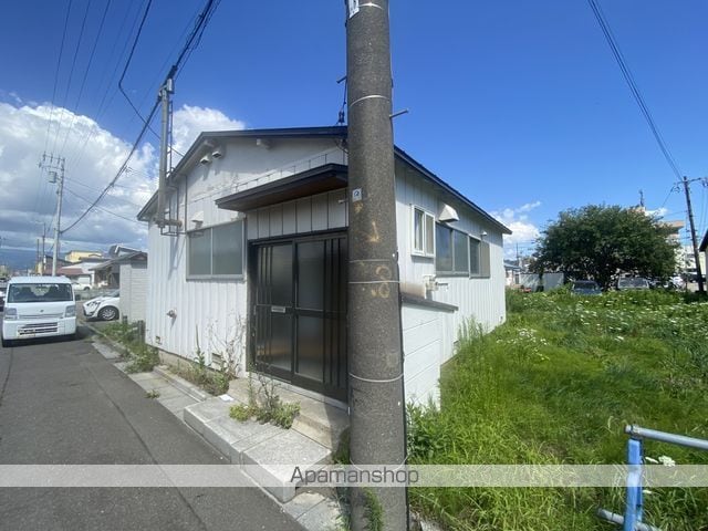 万代町9番平家建貸家の外観写真