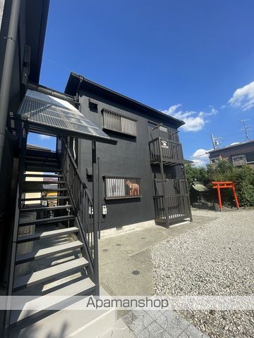 平塚市 2階建 築35年の玄関写真