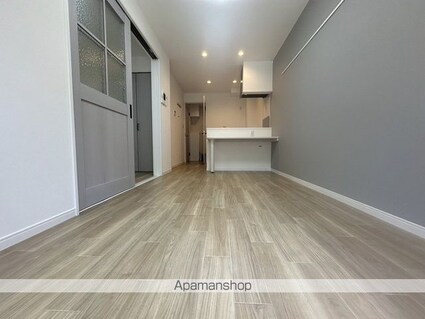 Ｔ＇Ｓ　ＡＢＢＹ[1LDK/27.6m2]のリビング・居間