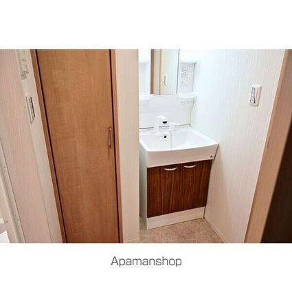 愛知県名古屋市西区大金町３丁目[1LDK/40.25m2]の洗面所