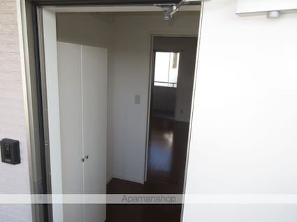 ジョイハウス　Ａ棟[1LDK/39.74m2]の玄関