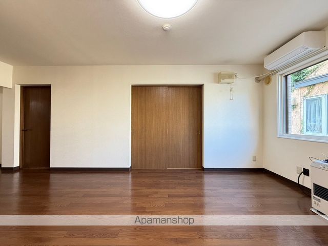 ピュアライフ湯川の内装写真
