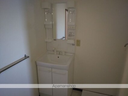 オリヴィエ東川口[3DK/66.76m2]の洗面所