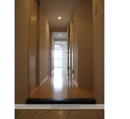 フォーチュンドゥミール[1LDK/39.09m2]の玄関