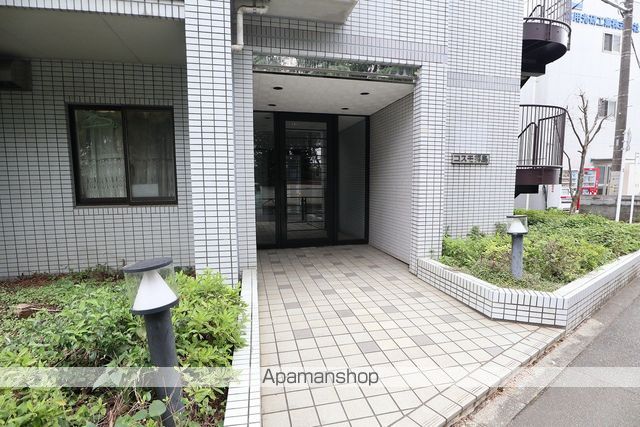 コスモ拝島の玄関写真