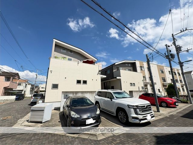里 SATOA棟の外観写真