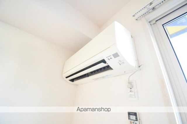 クオーレ・アロッジオ 勅使の内装写真