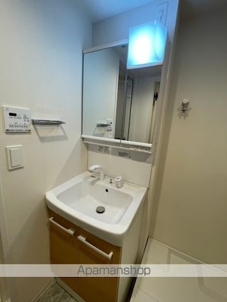 ＣＲＥＡＴＩＦ池袋[1LDK/35.28m2]の洗面所