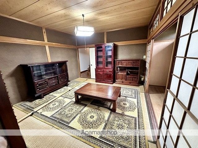 内原戸建１３４－３[5LDK/107m2]のリビング・居間