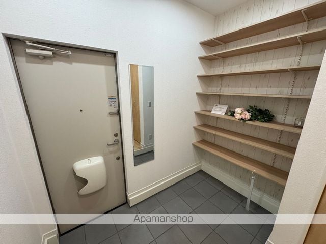 カルカソンヌ立川の内装写真