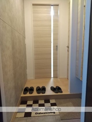 ＤーＲＯＯＭ尾崎丁[2LDK/61.53m2]の玄関