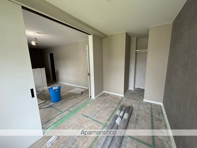 北17西15マレッセエクラ桑園の内装写真