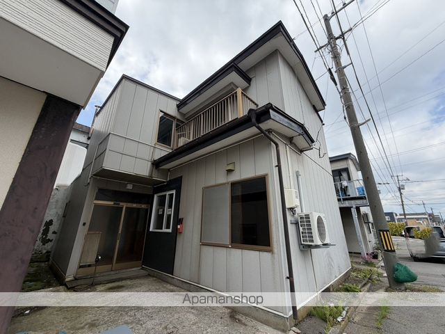 堀川町2番貸家