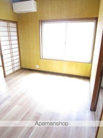南本町3丁目貸家の内装写真