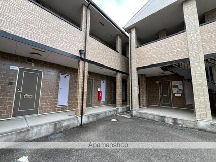 和歌山県和歌山市手平６丁目[1K/30.26m2]のエントランス