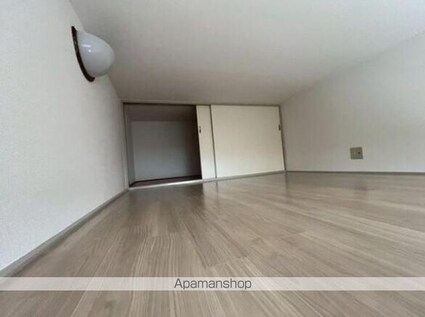 ピュアシティ大泉学園[1R/15.01m2]のリビング・居間1