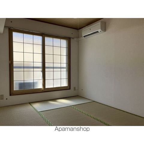 ドミール赤坂の内装写真