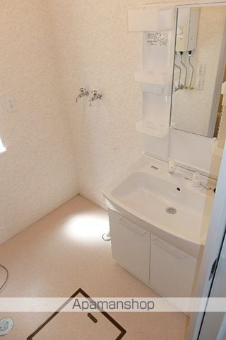 グランジュネスセンターの内装写真