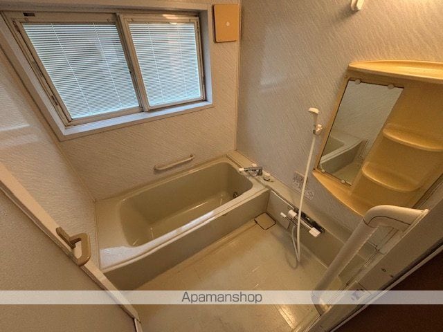 detached 福島県伊達郡川俣町大字鶴沢字下中島2-4
鶴沢の賃貸情報を見る
物件地図