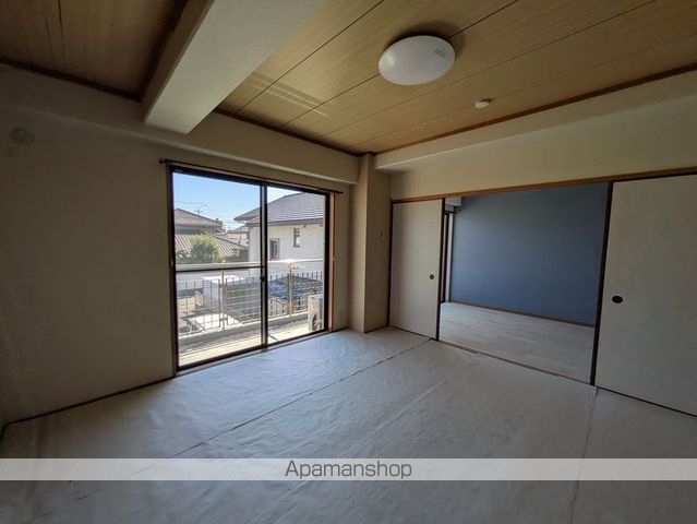 フラット新屋敷の内装写真