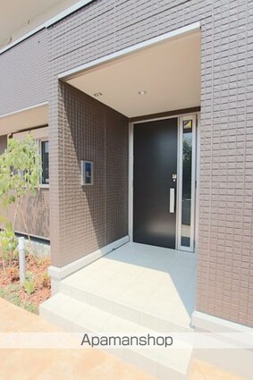 クレセール・コンテス仙波[2LDK/58.62m2]のエントランス