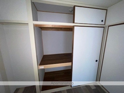 メゾンエイコー瀬田[2LDK/54m2]の収納