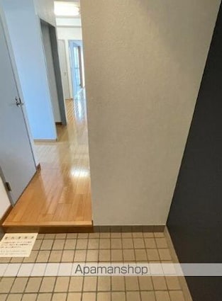 東京都板橋区小茂根２丁目[3DK/53.46m2]の玄関