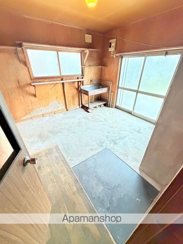 石狩市 2階建 築47年の内装写真