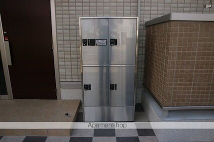 和歌山県和歌山市吹屋町１丁目[1R/32.8m2]の共用部1