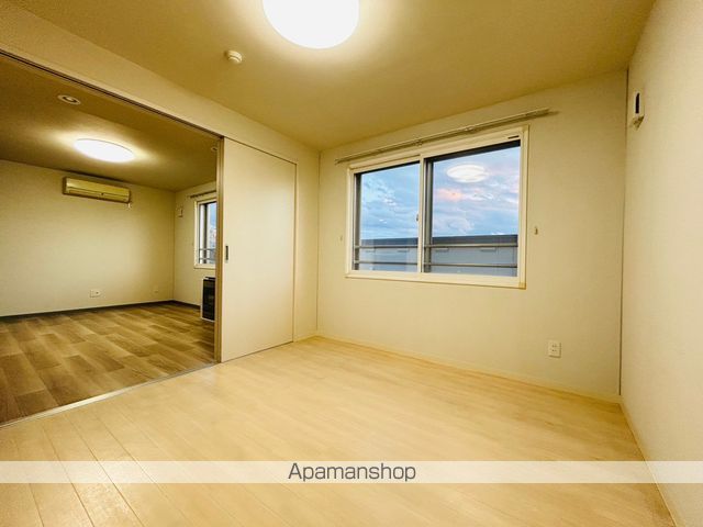 RICO KUATの内装写真