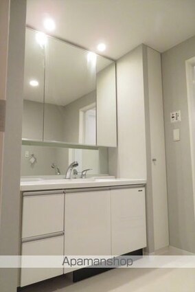 ＶＩＡ定禅寺[1LDK/65.53m2]の洗面所