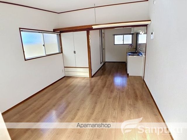 エステートYOUの内装写真