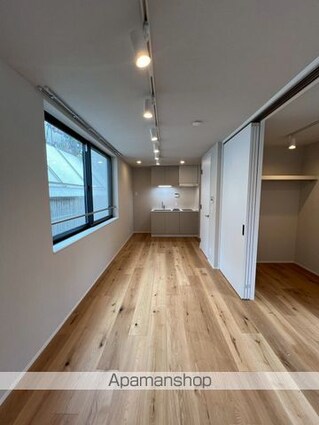 東京都中野区弥生町２丁目[1LDK/34.7m2]の内装1