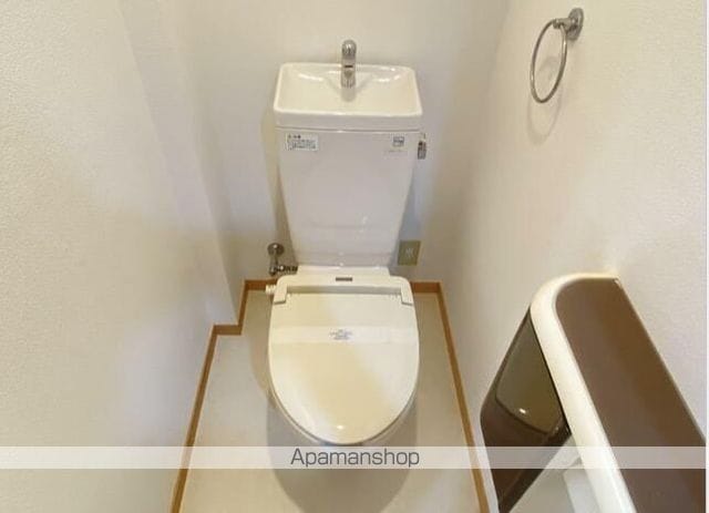 セラーノ高円寺の内装写真